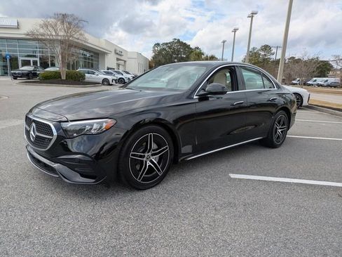 Used 2025 Mercedes-Benz E 350 Sedan image 9