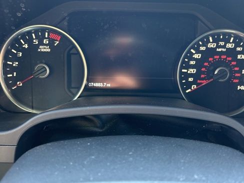 Used 2017 Ford F150 Raptor w/ Equipment Group 802A Luxury image 2