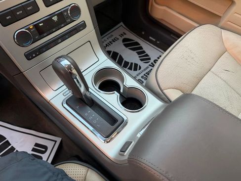 Used 2010 Lincoln MKX 2WD image 18
