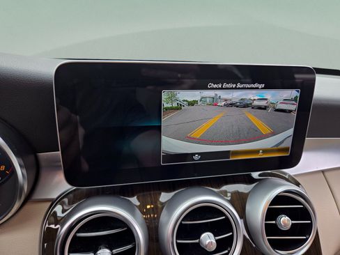 Used 2021 Mercedes-Benz C 300 Sedan image 18