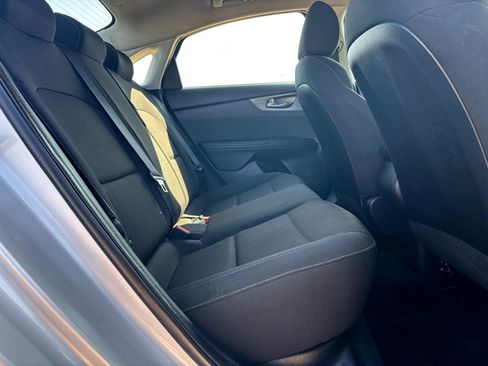 Used 2021 Kia Forte LXS image 9