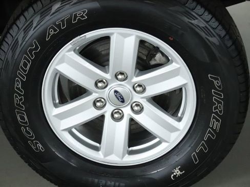 Used 2021 Ford F150 XLT image 44