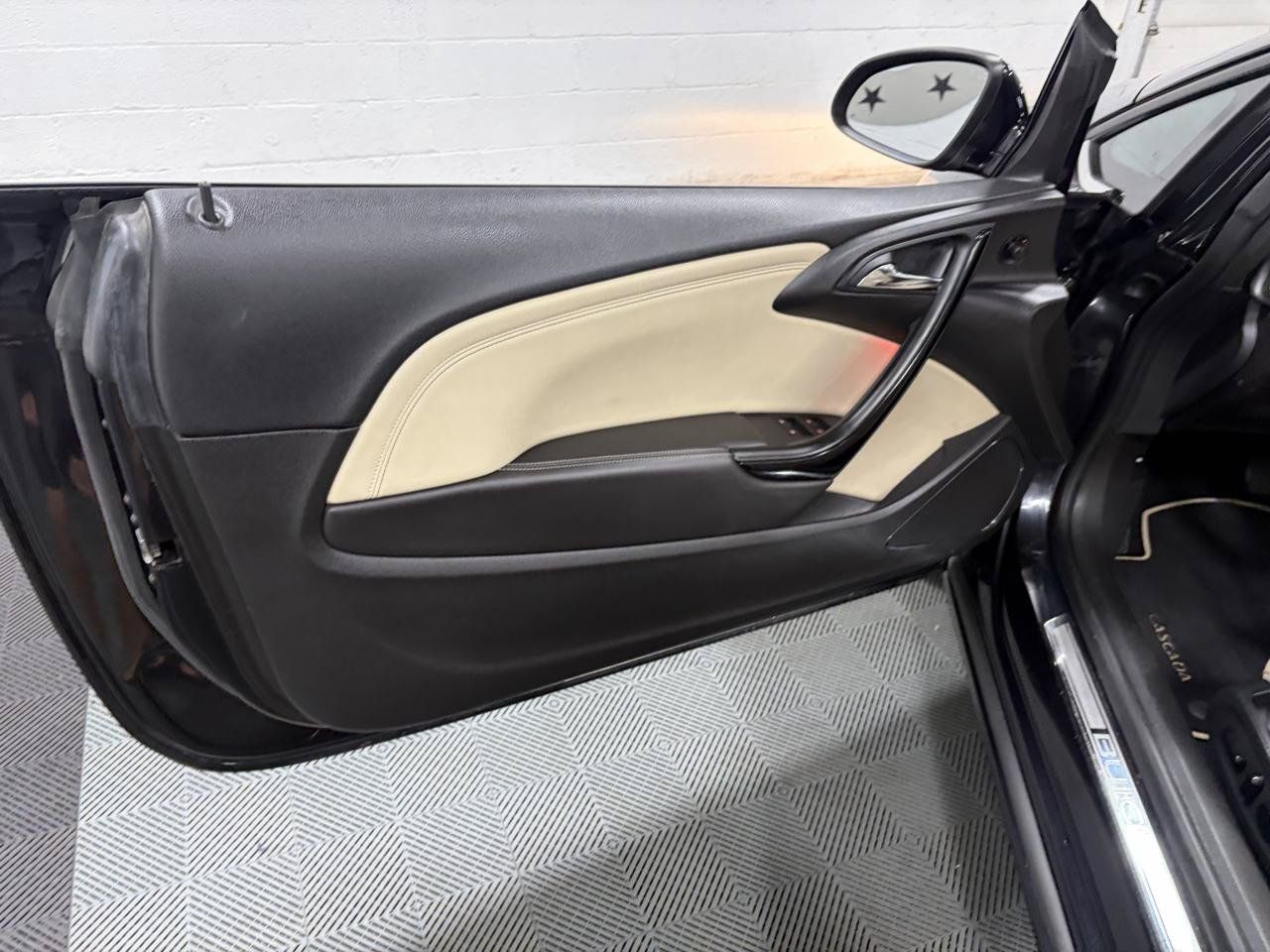 Used 2016 Buick Cascada Premium FWD image 37