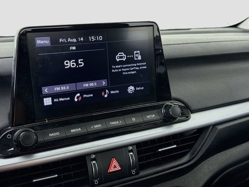 Used 2023 Kia Forte LXS w/ LXS Technology Package FWD image 17
