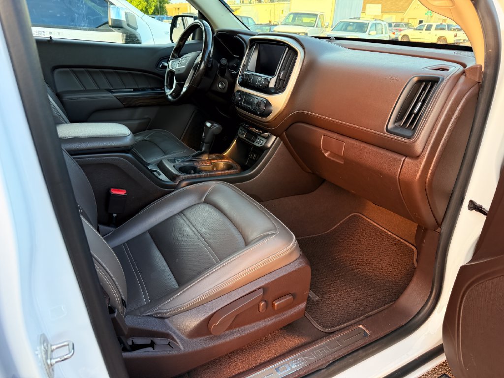 Used 2021 GMC Canyon Denali AWD/4WD image 3