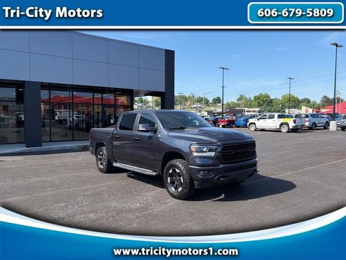 Used 2019 RAM 1500 Sport w/ Level 2 Equipment Group AWD/4WD image 1