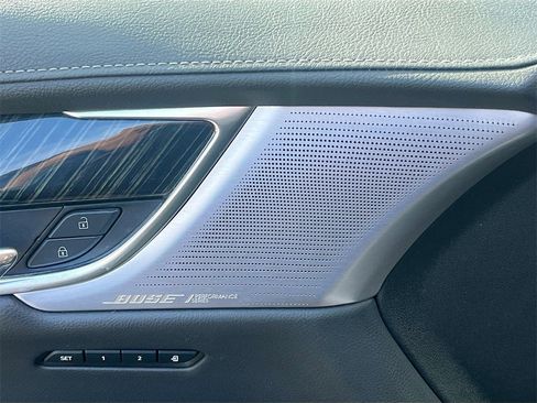 Used 2022 Cadillac XT6 Premium Luxury w/ Technology Package image 19