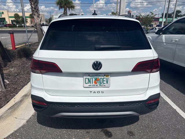 Certified 2022 Volkswagen Taos S FWD image 8