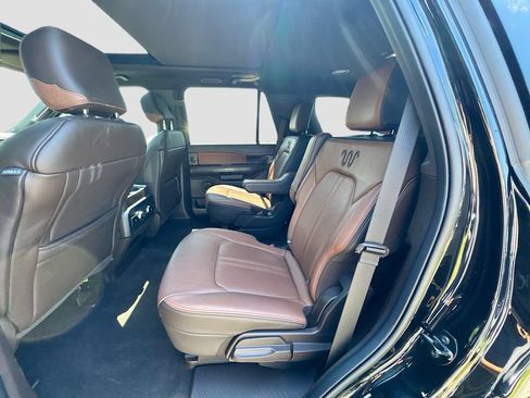 Used 2023 Ford Expedition King Ranch AWD/4WD image 27