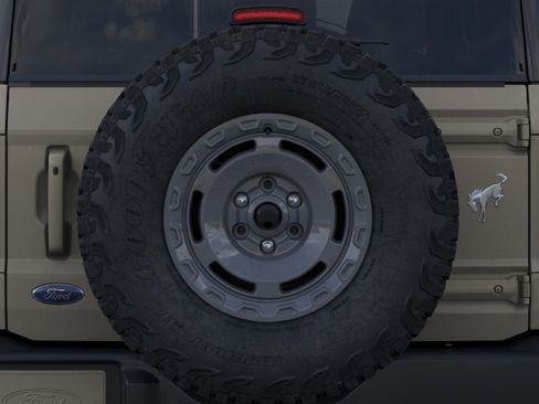 New 2025 Ford Bronco Outer Banks w/ Sasquatch Package image 24