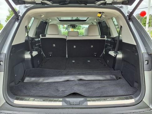 Used 2025 Toyota Grand Highlander FWD image 13