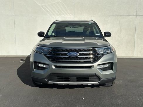 Certified 2020 Ford Explorer XLT w/ Equipment Group 202A image 2