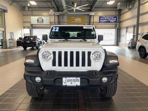 Used 2022 Jeep Wrangler Sport AWD/4WD image 4