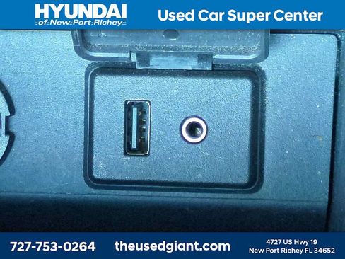 Used 2015 Nissan Sentra S FWD image 19