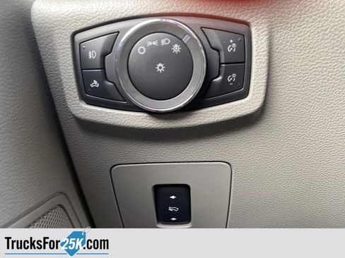 Used 2015 Ford F150 XLT w/ Equipment Group 301A Mid image 23