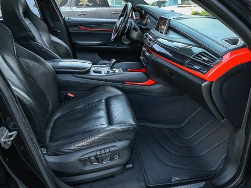 Used 2015 BMW X6 M image 34