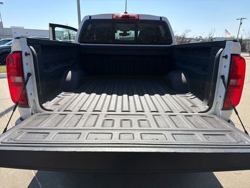 Used 2019 Chevrolet Colorado ZR2 image 26