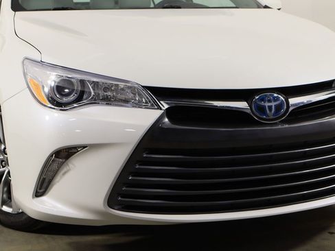 Used 2015 Toyota Camry XLE image 42