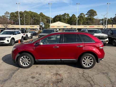 Used 2013 Lincoln MKX AWD image 8
