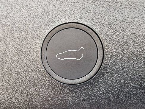 Used 2023 Tesla Model 3 Standard Range RWD image 14