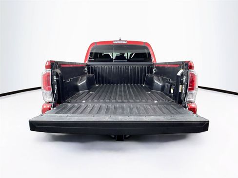 Certified 2023 Toyota Tacoma TRD Sport w/ Technology Package AWD/4WD image 32