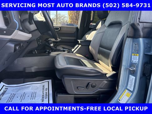 Used 2023 Ford Bronco Wildtrak image 8