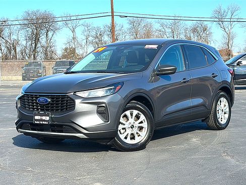 Used 2024 Ford Escape Active image 2