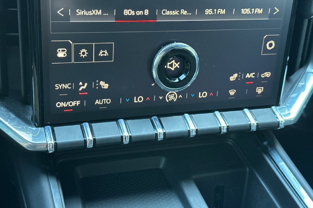 Used 2025 GMC Acadia Elevation FWD image 25