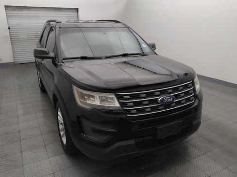 Used 2016 Ford Explorer FWD image 14