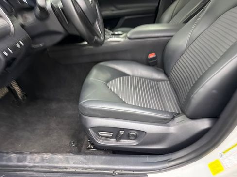 Used 2024 Toyota Camry SE FWD image 10