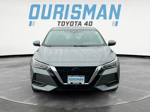 Used 2022 Nissan Sentra SV image 1