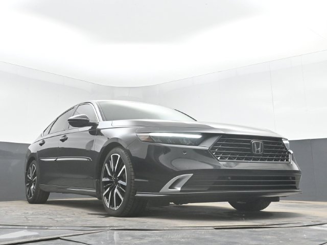 Used 2023 Honda Accord Touring image 29