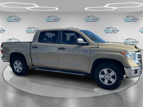 Used 2017 Toyota Tundra SR5 w/ SR5 Upgrade Package image 3