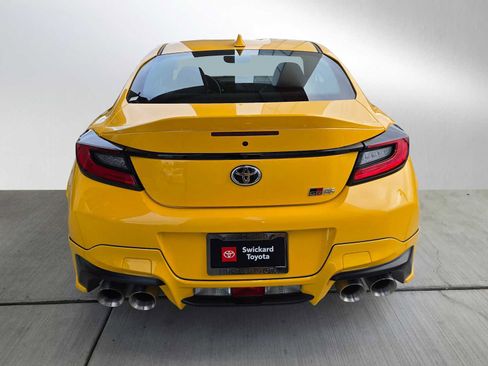 New 2026 Toyota GR86 YUZU Limited image 4