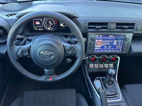 Certified 2023 Toyota GR86 image 19