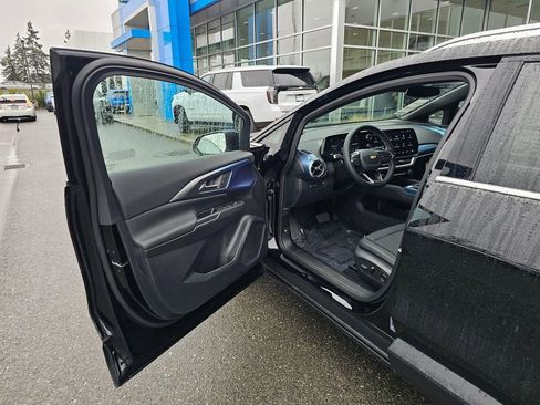 New 2026 Chevrolet Equinox EV LT FWD image 18