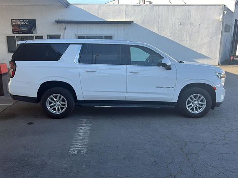 Used 2022 Chevrolet Suburban LS w/ Driver Alert Package image 5