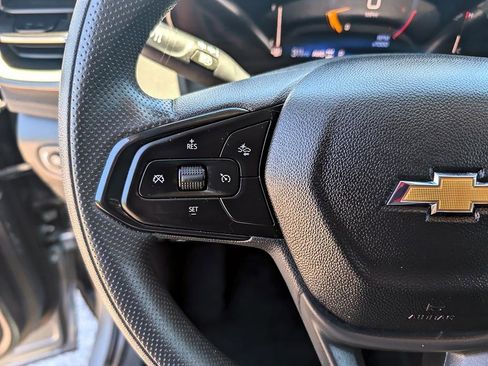 Used 2025 Chevrolet TrailBlazer LT AWD/4WD image 19