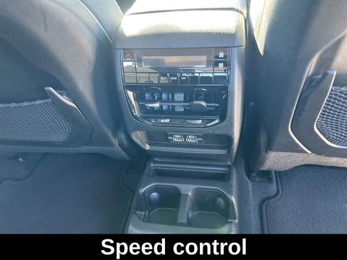 Certified 2023 Jeep Grand Cherokee L Laredo image 28