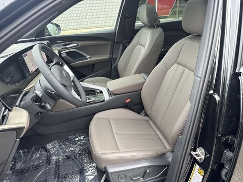 New 2026 Audi Q5 Premium Plus AWD/4WD image 18