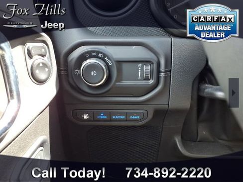 Used 2025 Jeep Wrangler Unlimited Rubicon 4xe w/ Safety Group AWD/4WD image 16