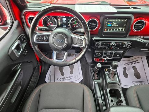 Used 2021 Jeep Gladiator Rubicon w/ Trailer Tow Package AWD/4WD image 18