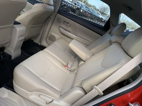 Used 2012 Toyota Prius V Five image 10