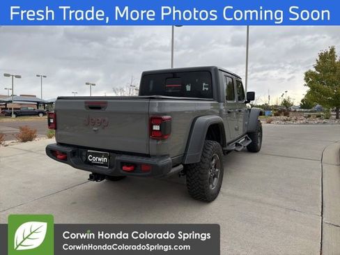 Used 2021 Jeep Gladiator Rubicon AWD/4WD image 7