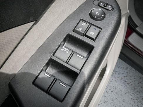 Used 2013 Honda CR-V LX image 15