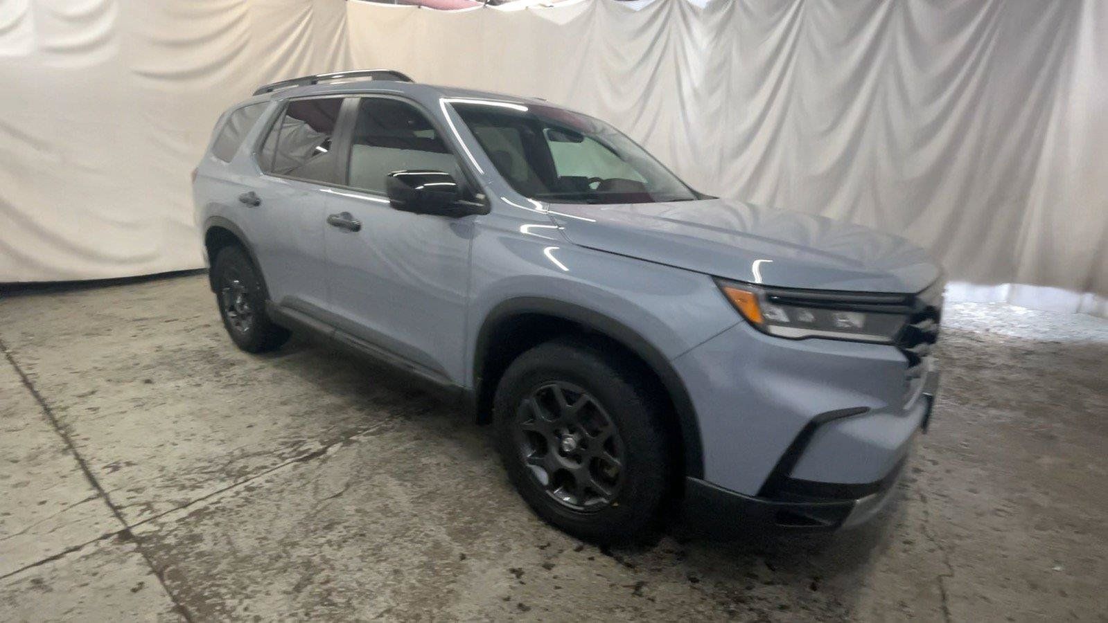 Certified 2024 Honda Pilot TrailSport image 2