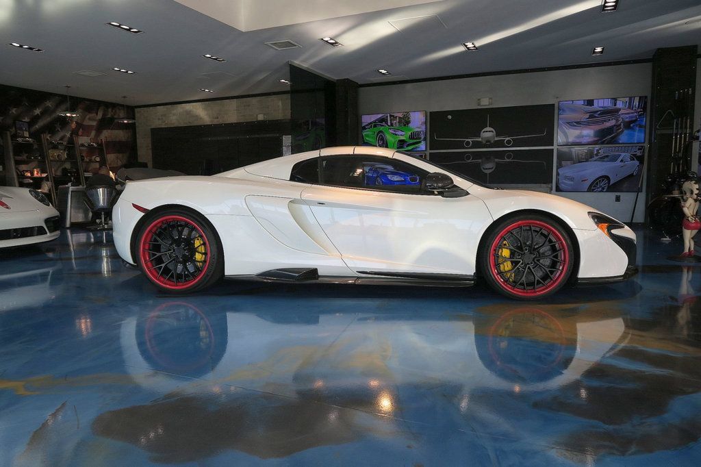 Used 2015 McLaren 650S Spider RWD image 11