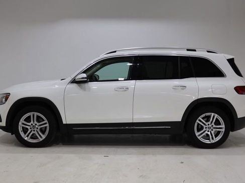 Used 2022 Mercedes-Benz GLB 250 4MATIC image 4