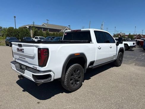 Used 2024 GMC Sierra 2500 AT4 w/ AT4 Premium Plus Package AWD/4WD image 7