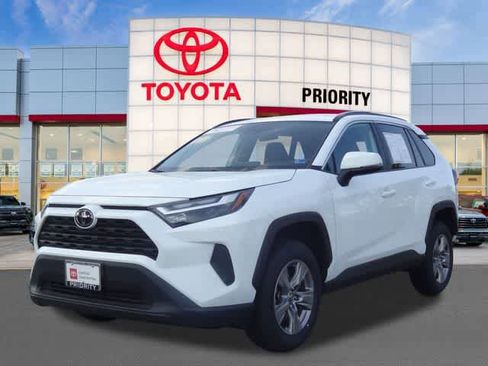 Certified 2024 Toyota RAV4 XLE FWD image 1